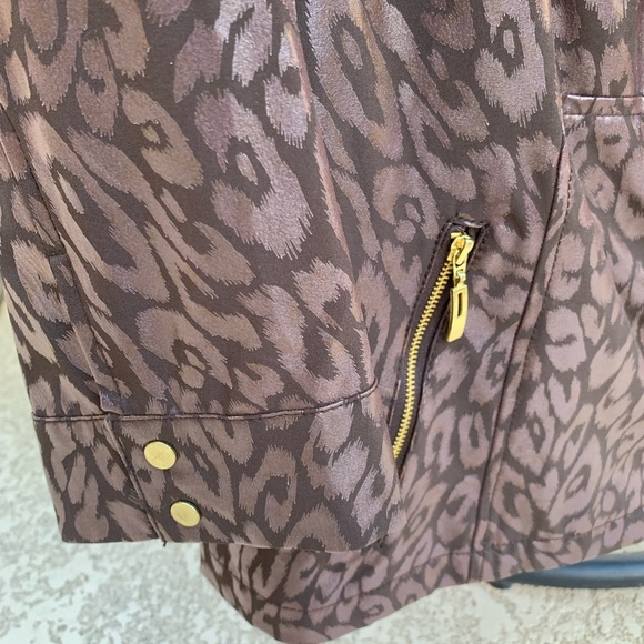 Chicos Zenergy rich chocolate Sz 2 (12-14) stretchy lightweight zippered jacket - Picture 6 of 8